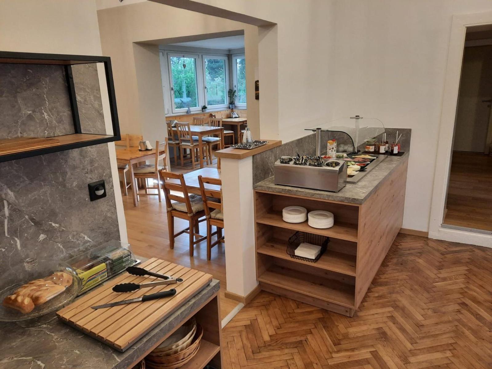 Bed and Breakfast Fruehstueckshaus Wunderland Лаа-ан-дер-Тайя Екстер'єр фото